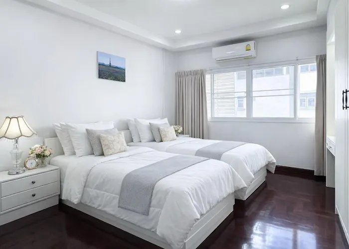 Blissful Heaven Bts Phrom Phong מלון 3*