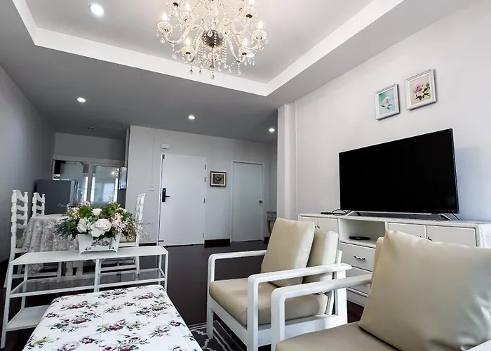 Blissful Heaven Bts Phrom Phong 3* בנגקוק